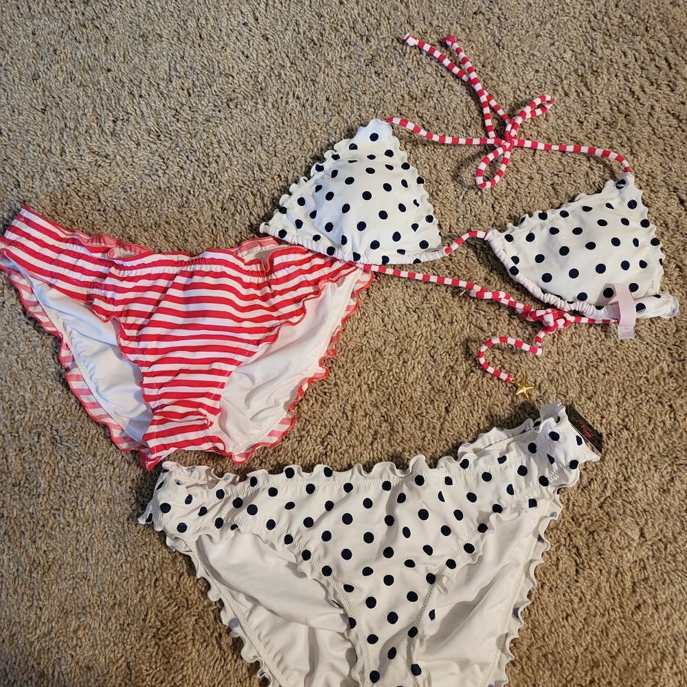 Victoria's secret bikini 3 pc set!!!